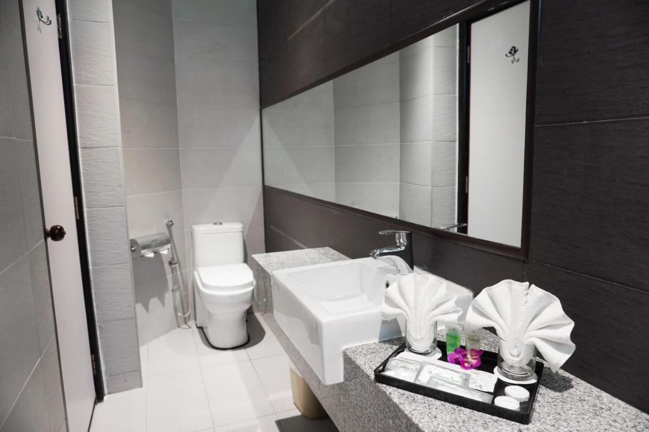 Amansari Residence Resort Johor Bahru Extérieur photo