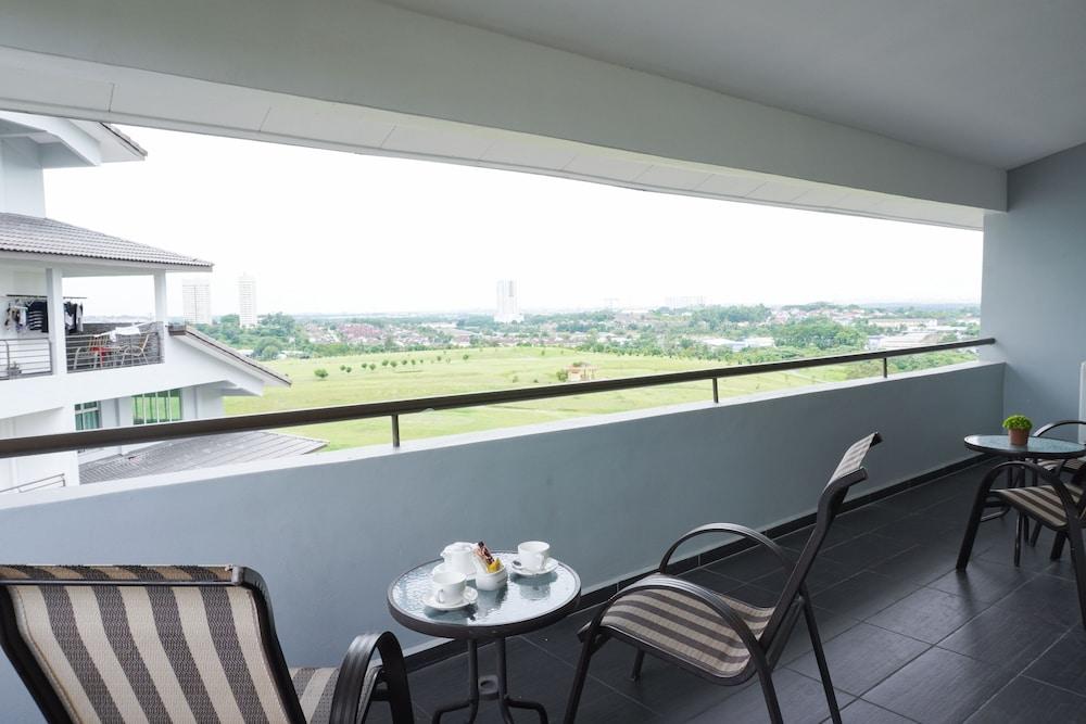 Amansari Residence Resort Johor Bahru Extérieur photo